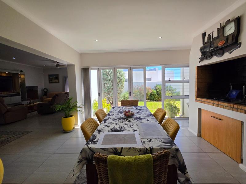 3 Bedroom Property for Sale in Lampiesbaai Western Cape